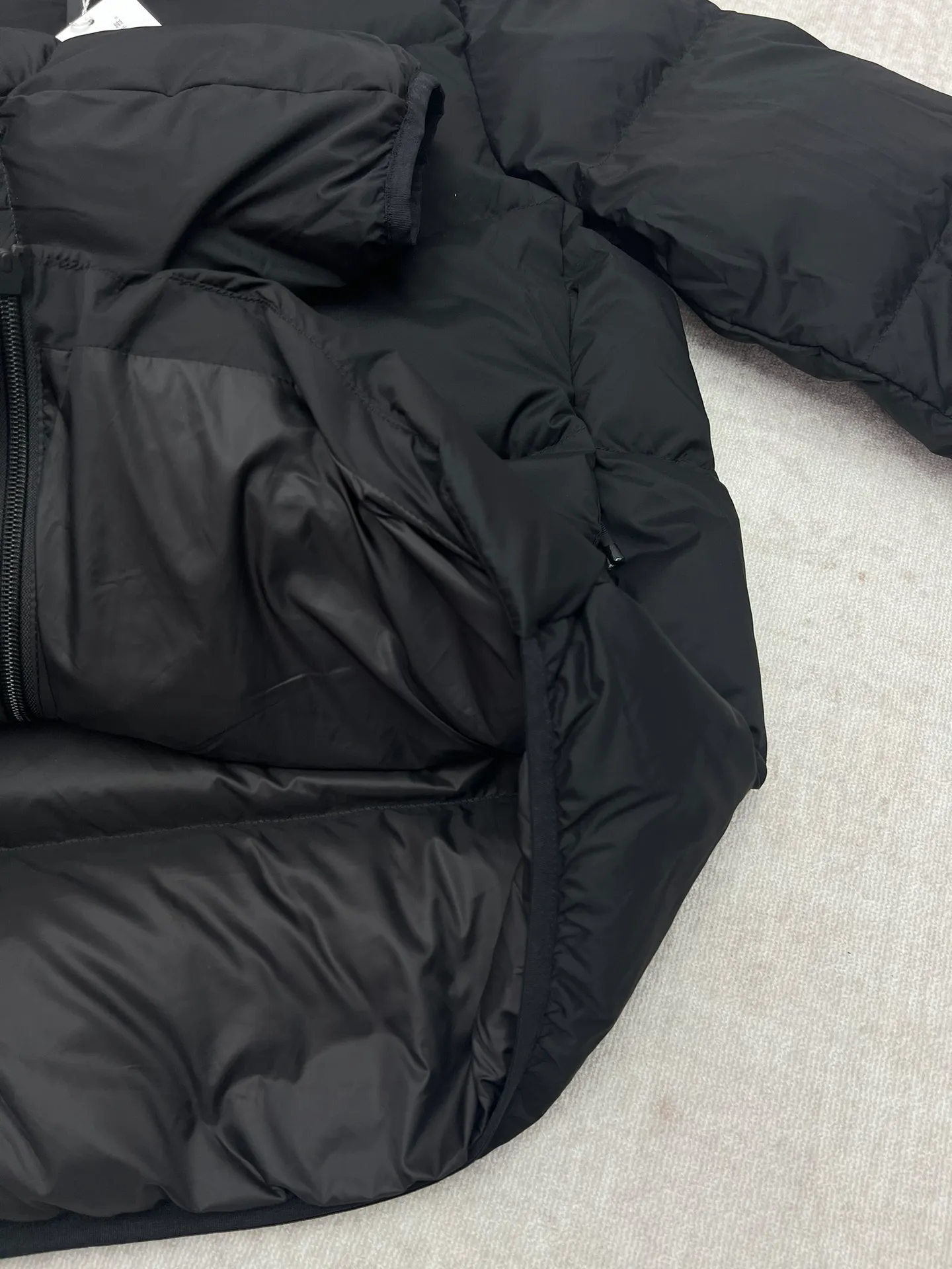 25ss New Arrival Forez Hooded Short Down Black Sizes：1.2.3.4.5.